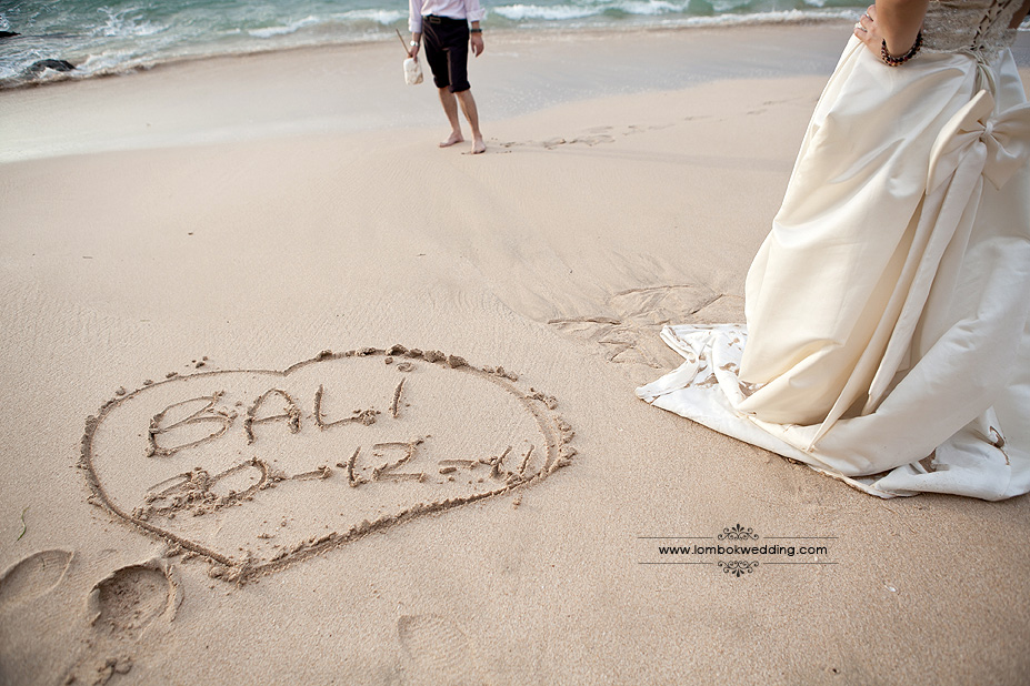 Bali-Pre-Wedding-PhotoGraphy-30Dec2011-01