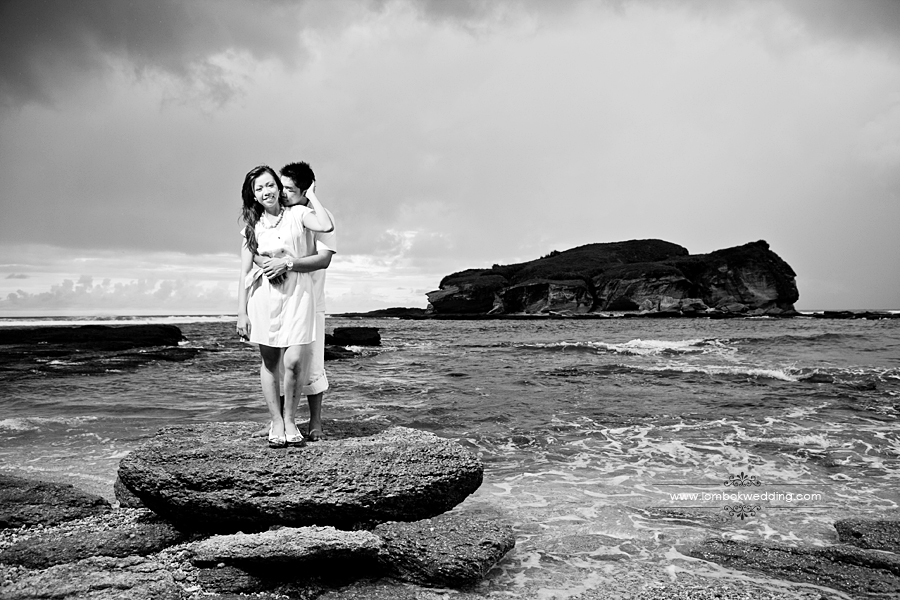 Lombok-Pre-Wedding-Photopraphy-Batu-Payung-01